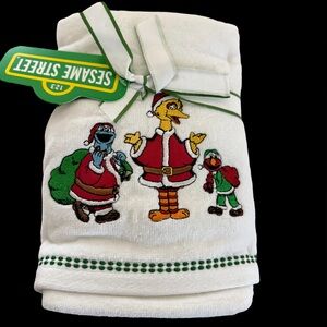 Sesame Street Festive White Towel Set
